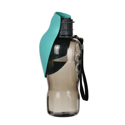 Gourde pour chien à eau de couleur noir et bleu parfait pour les promenades avec son chien. Image produit Boutiquechien