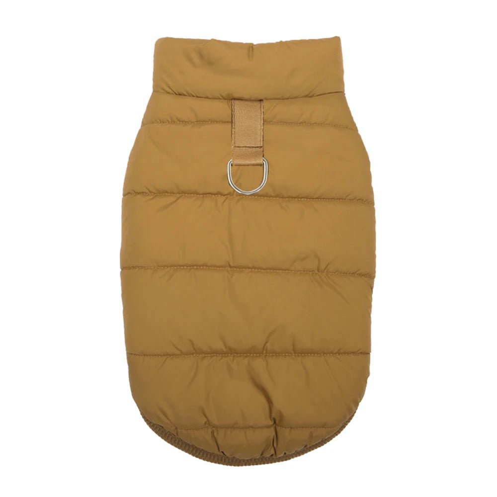 Manteau pour chihuahua de couleur kaki pour les petits chien avec sur le dos un anneau. Image produit Boutiquechien