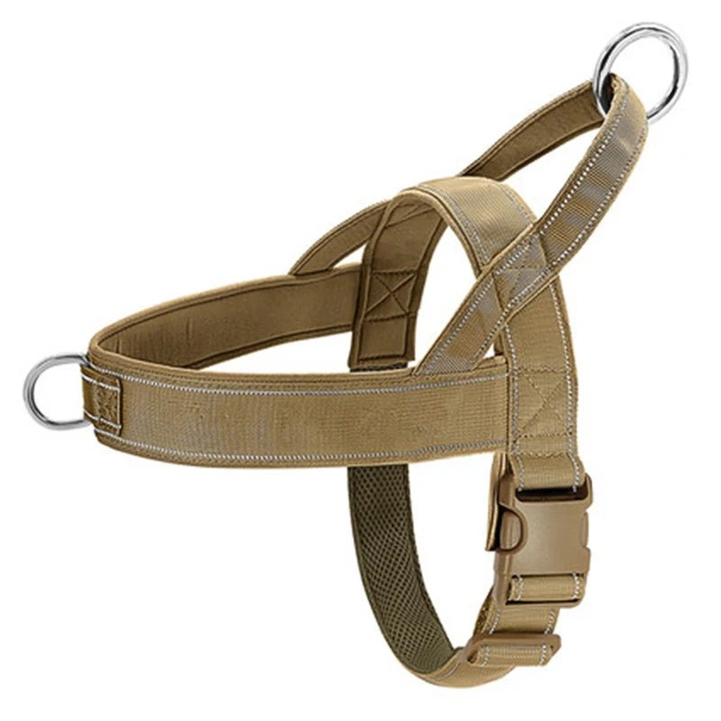 Harnais kakhi pour gros chien de couleur beige. parfait pour maintenir son chien en toutes sécurité. Image produit Boutiquechien 