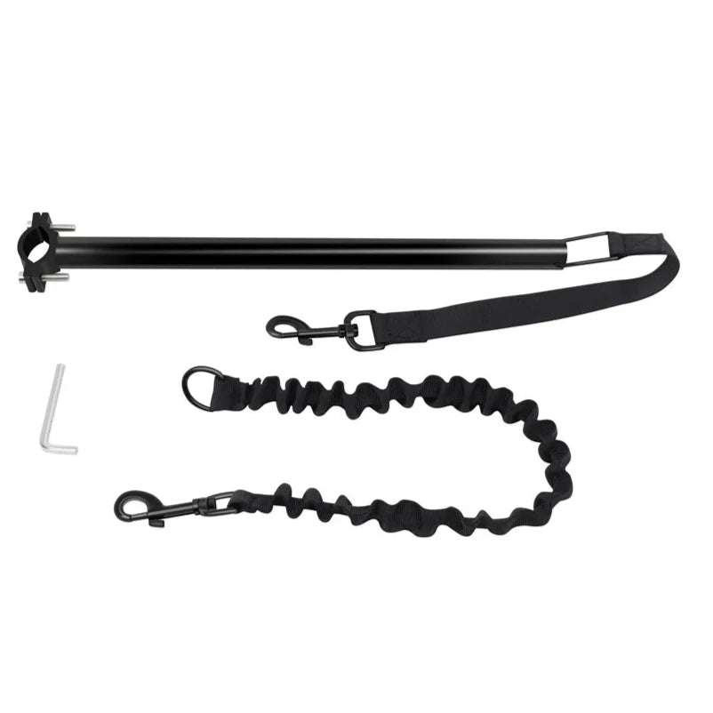 laisse chien vélo de couleur noir avec extension en élastique. Image produit Boutiquechien