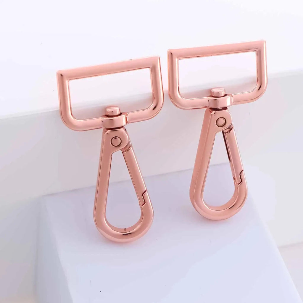 Mousqueton pour laisse chien rose