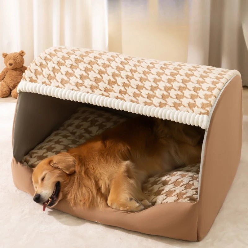 Panier avec toit pour chien avec chien couche 