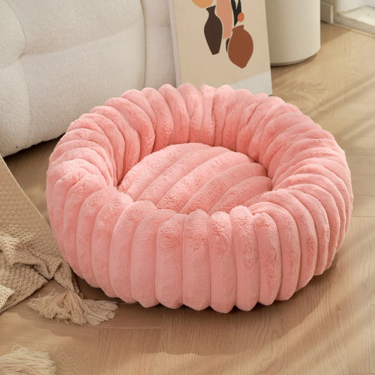 panier fluffy de couleur rose pour grand chine. Le panier pour chien est xxl  et moelleux pour les grands chiens. Image produit boutiquechien