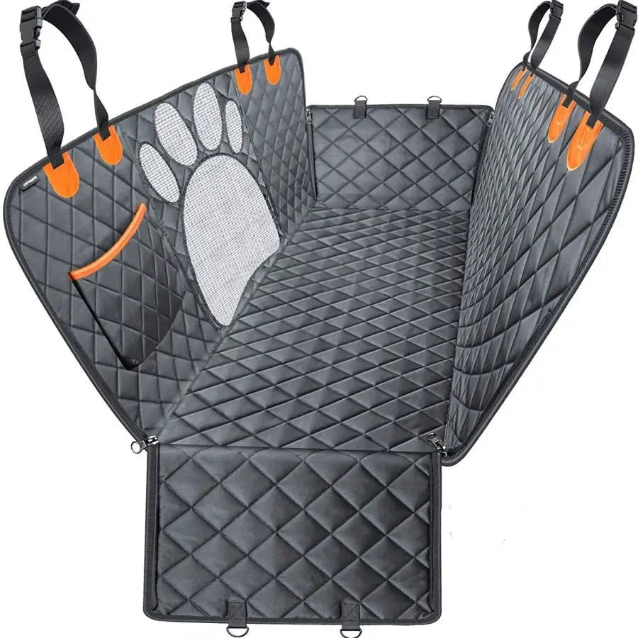 Protection de siège de couleur noir et orange avec une forme de patte en grille de protection. Image produit Boutiquechien 