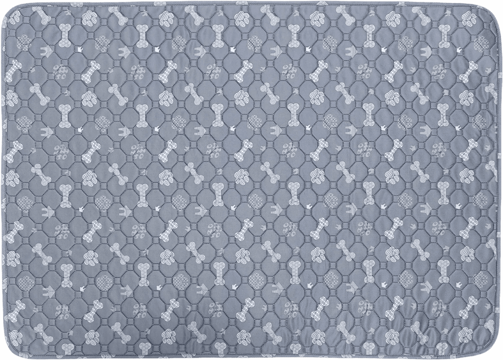 tapis chien bleu claire avec des chiens souffrant d'incontinence. Le tapis bleu est parfait pour les chien qui ont des problèmes de vessis. Image produit Boutiquechien