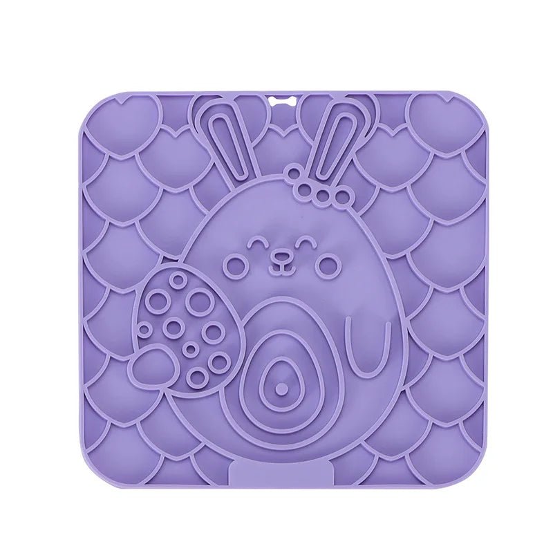 Tapis pour chien anti glouton de couleur violet en forme de lapin de pâque. Image produit Boutiquechien