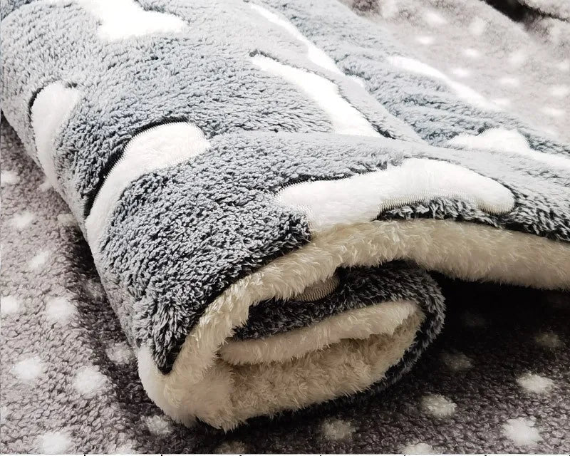 Tapis de sol chien gris et blanc 