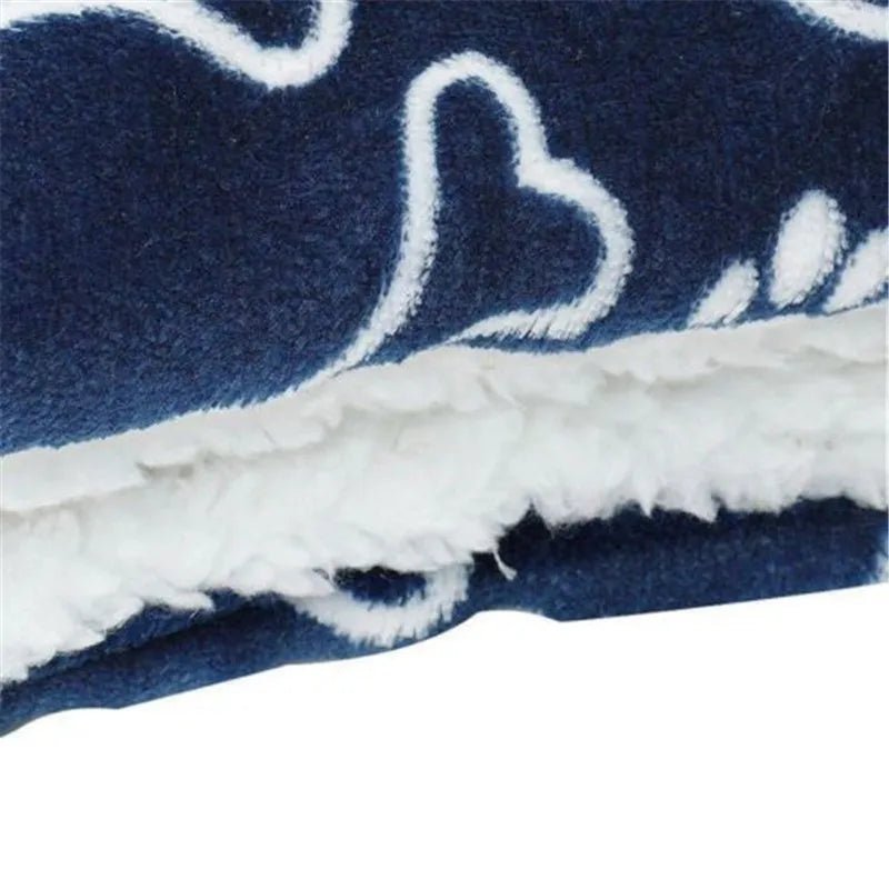 tapis rembourrée pour chien de couleur bleu et blanc doux. Image produit Boutiquechien